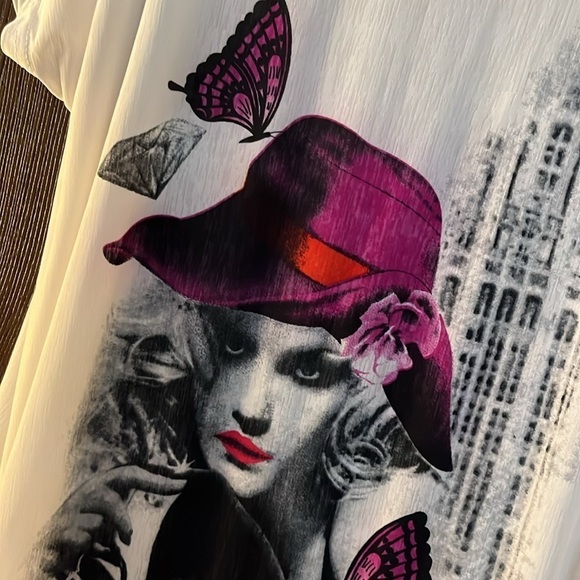 Brand Removed long sheer blouse of a lady and butterfly on the front. Size M/L - Picture 10 of 12